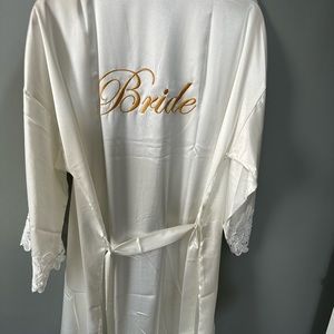 BRIDE ROBE
